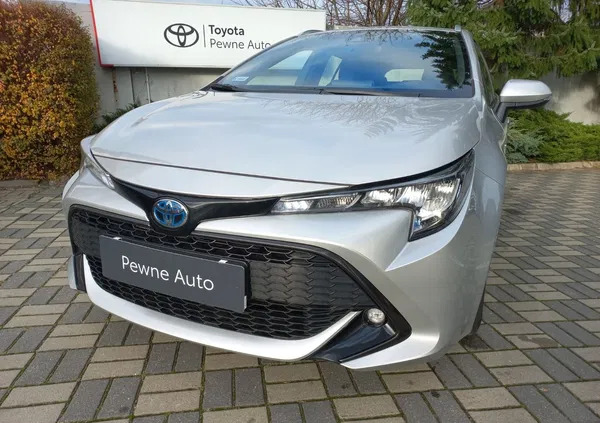 toyota corolla kętrzyn Toyota Corolla cena 112800 przebieg: 52000, rok produkcji 2021 z Kętrzyn